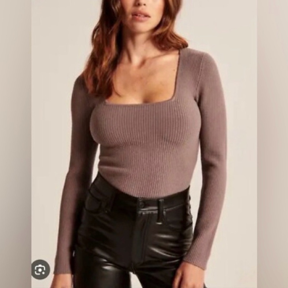 Abercrombie & Fitch Grey Mauve Knit Ottoman Square-Neck Long Sleeve Bodysuit